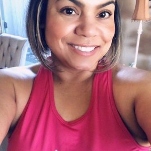 Meet your Posher, Lisa